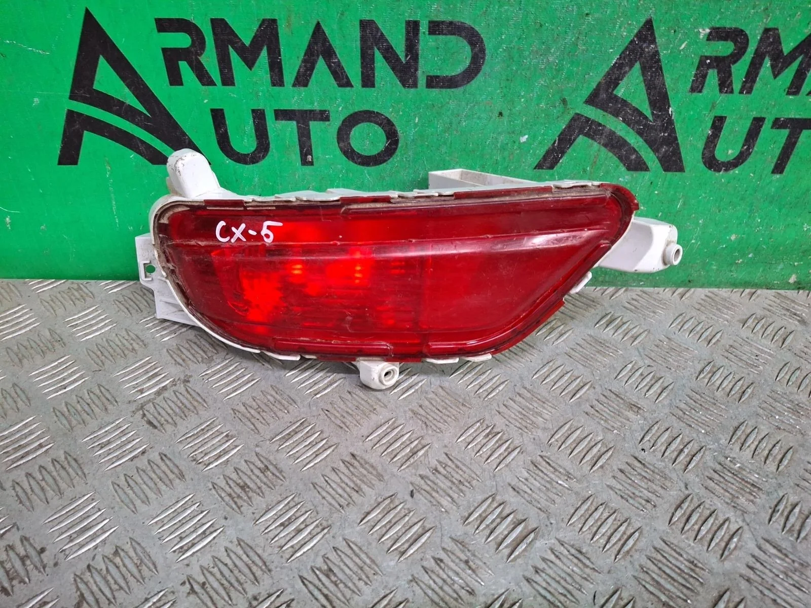 Фонарь противотуманный Mazda CX-5 2017-нв