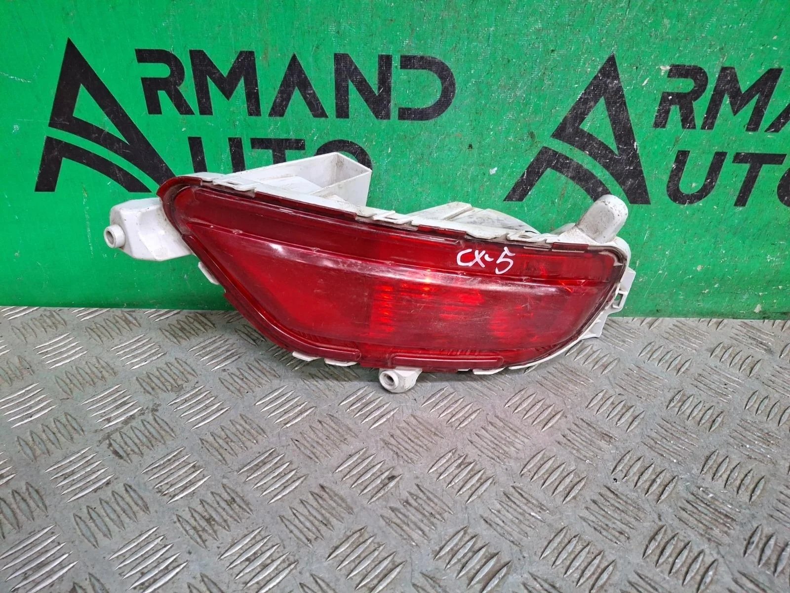 Фонарь противотуманный Mazda CX-5 2017-нв