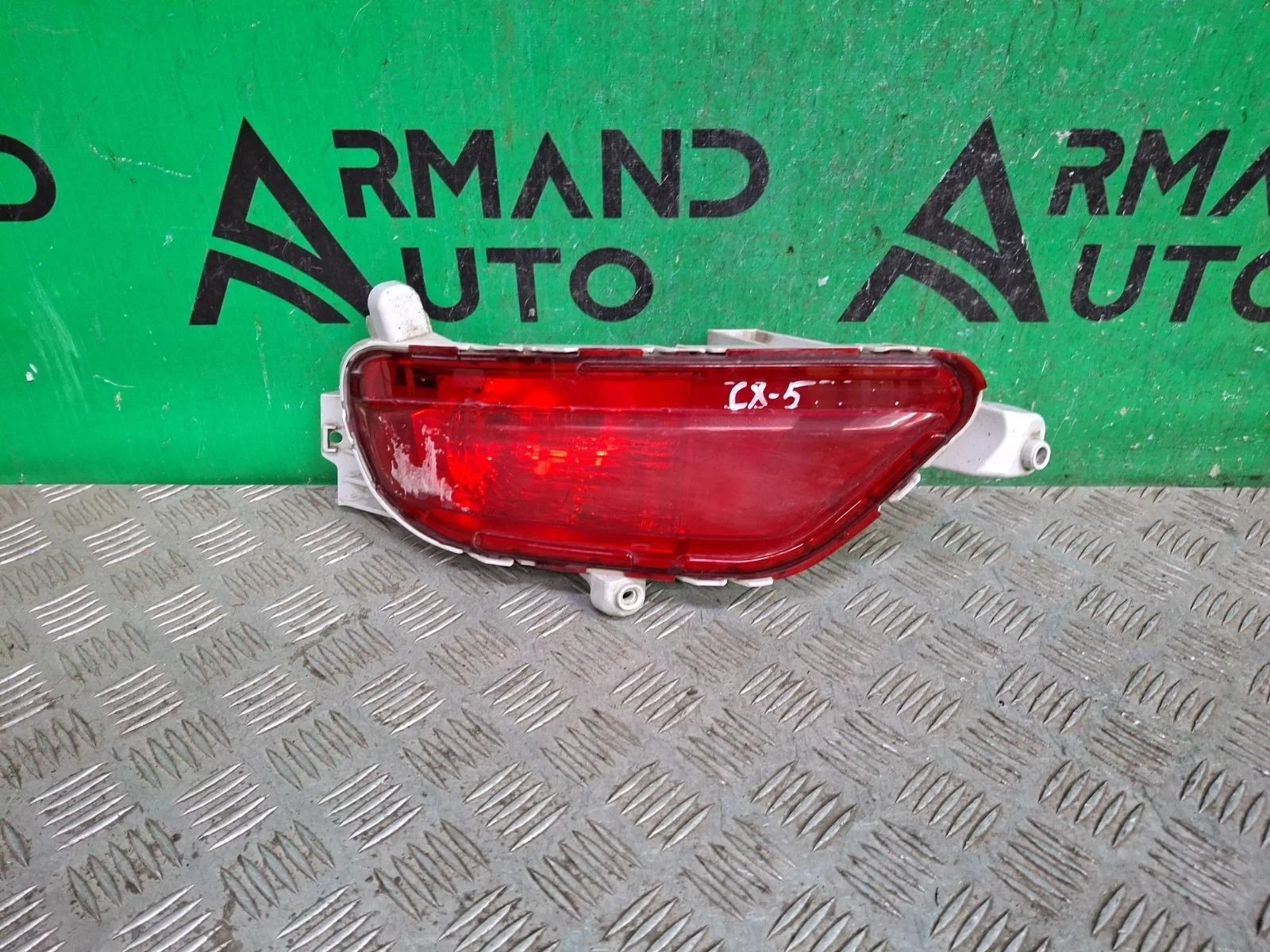 Фонарь противотуманный Mazda CX-5 2017-нв