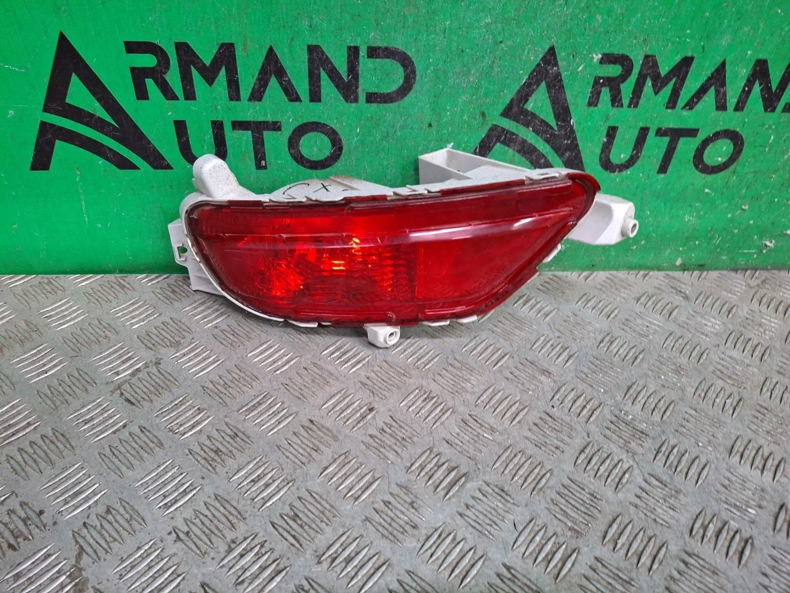 Фонарь противотуманный Mazda CX-5 2017-нв