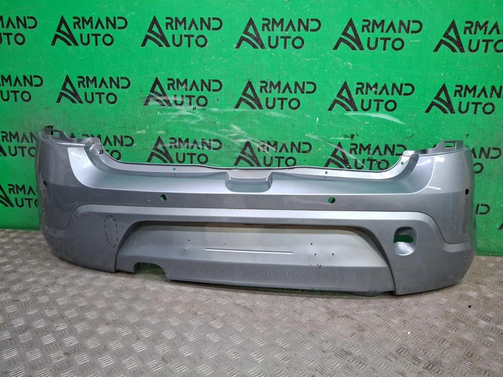 Бампер Renault Sandero 2009-2014