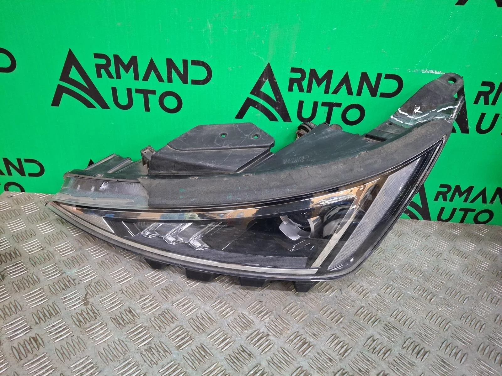 Фара Hyundai Elantra 2018-2020 6 AD