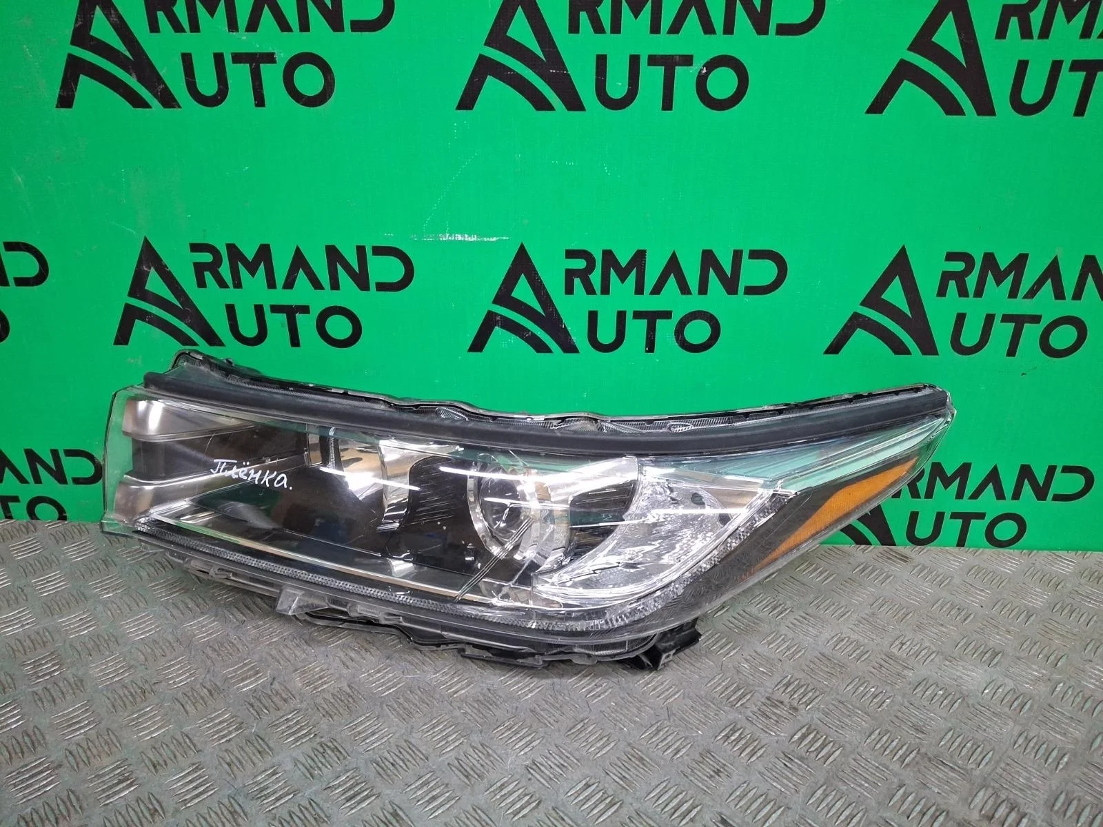 Фара Toyota Highlander 2016-2019 3 U50