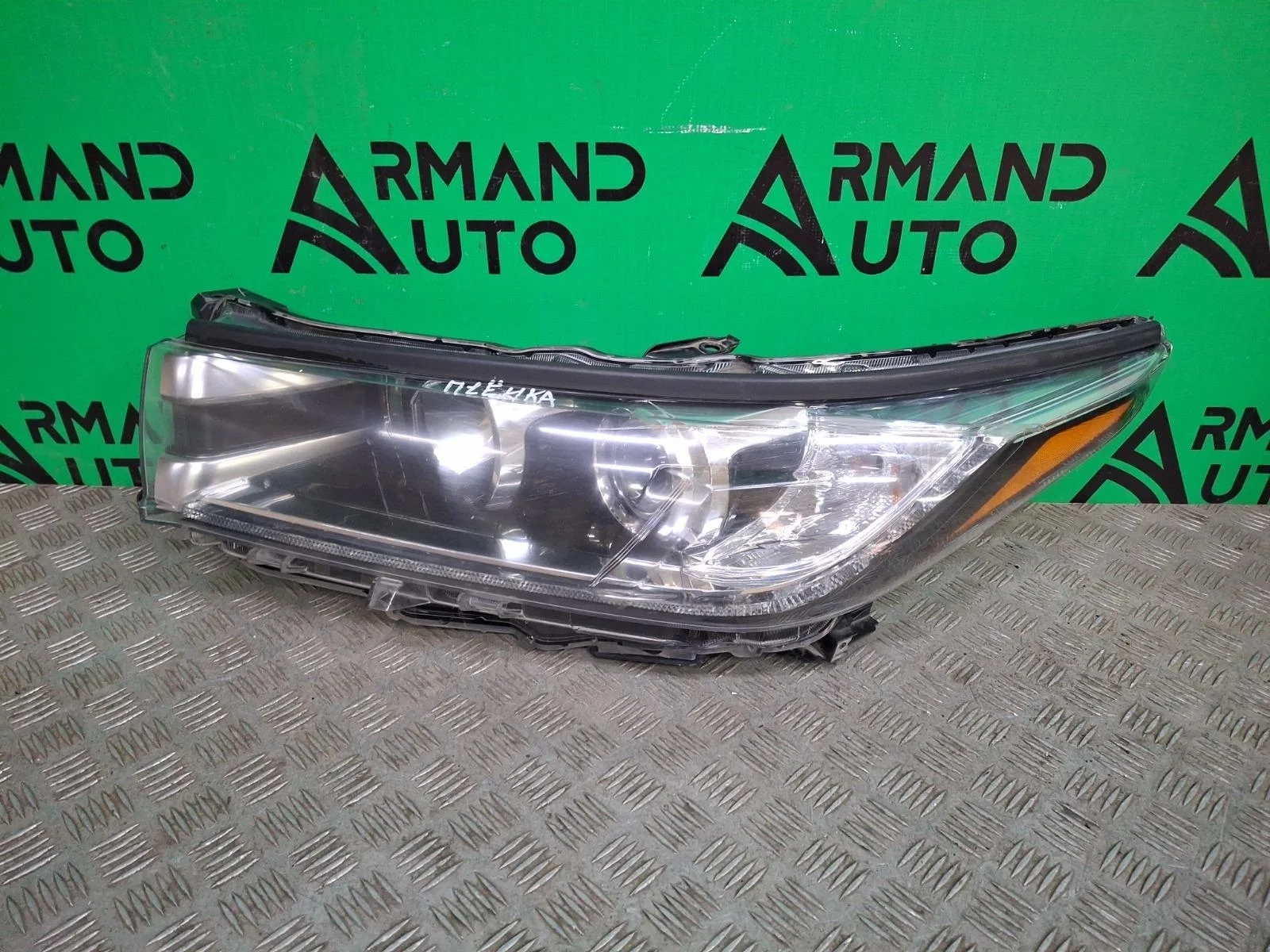 Фара Toyota Highlander 2016-2019 3 U50
