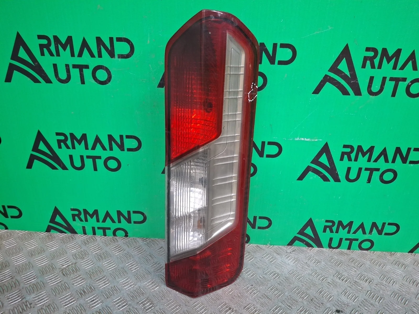 Фонарь Ford Transit 2014-нв 7 TTG