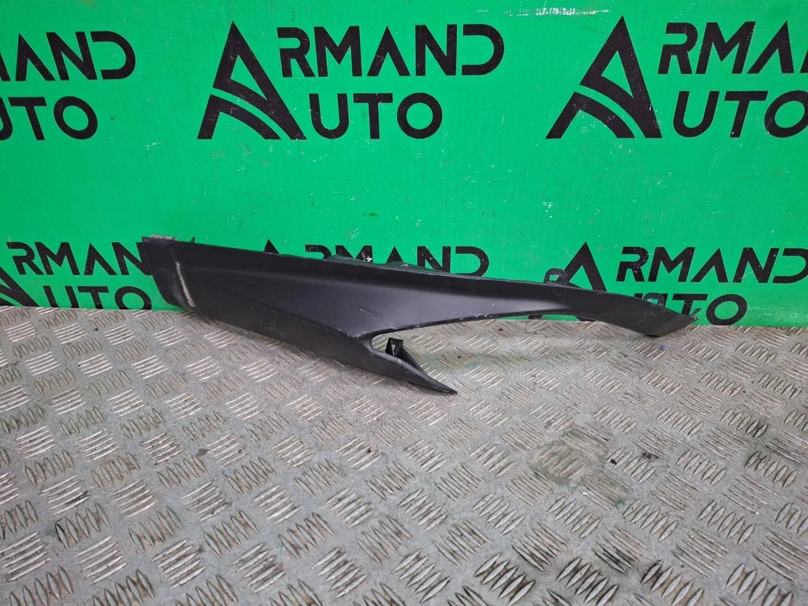 Накладка бампера нижняя Lexus RX 2015-2019 4