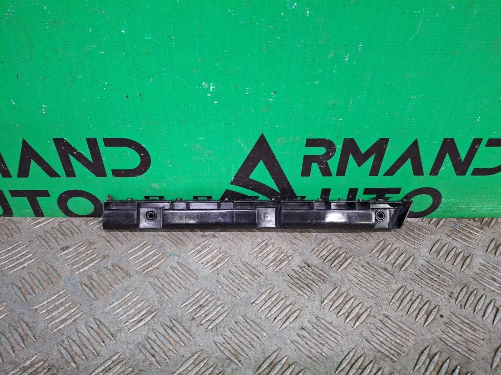 Кронштейн бампера Nissan Qashqai 2013-2022 j11