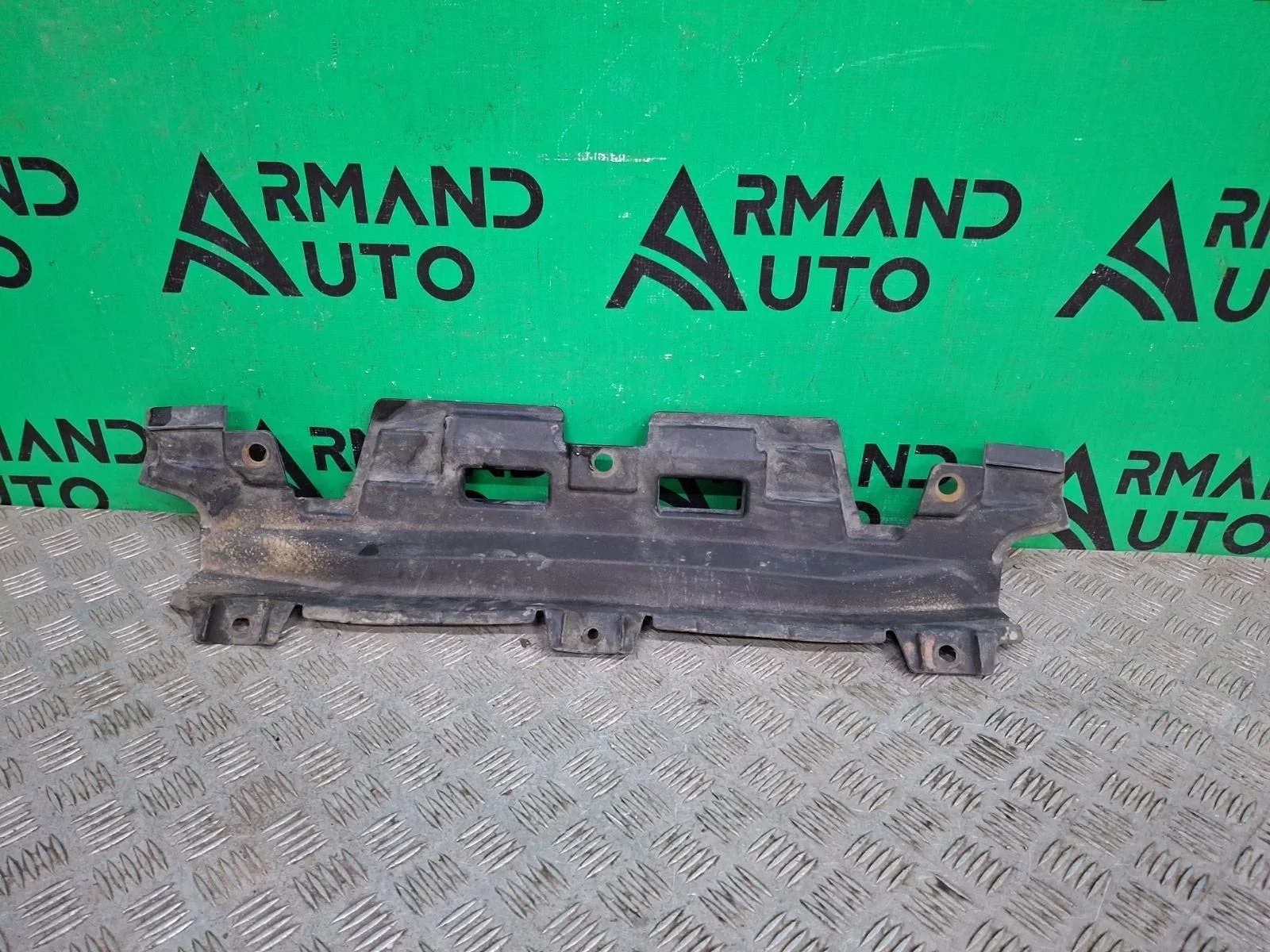 Пыльник бампера Toyota Land Cruiser Prado 2009-2013 150