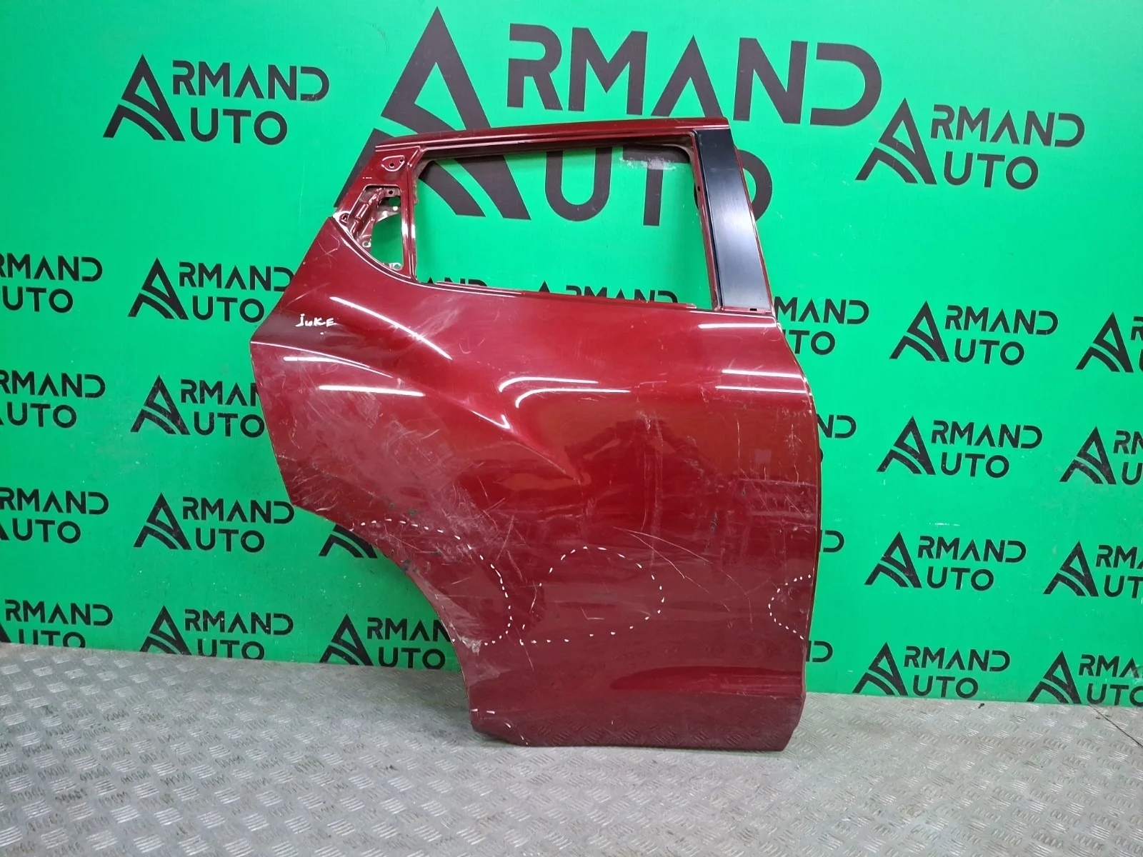 Дверь Nissan Juke 2010-2019 YF15