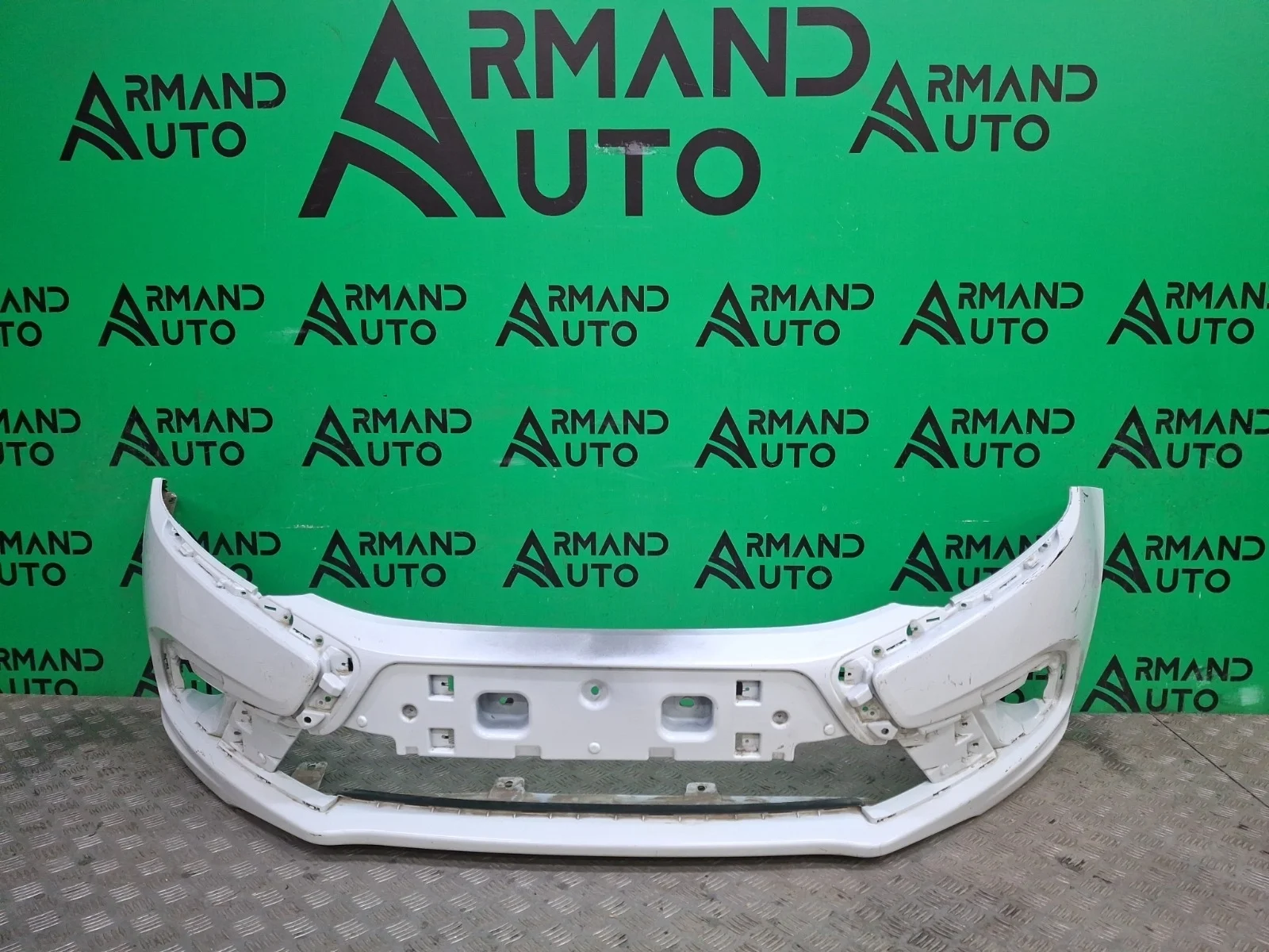 Бампер Lada Granta 2018-нв