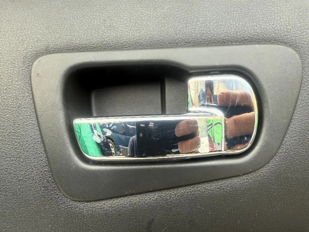Ручка двери салонная внутренняя Nissan Qashqai+2 I (2008—2010)
