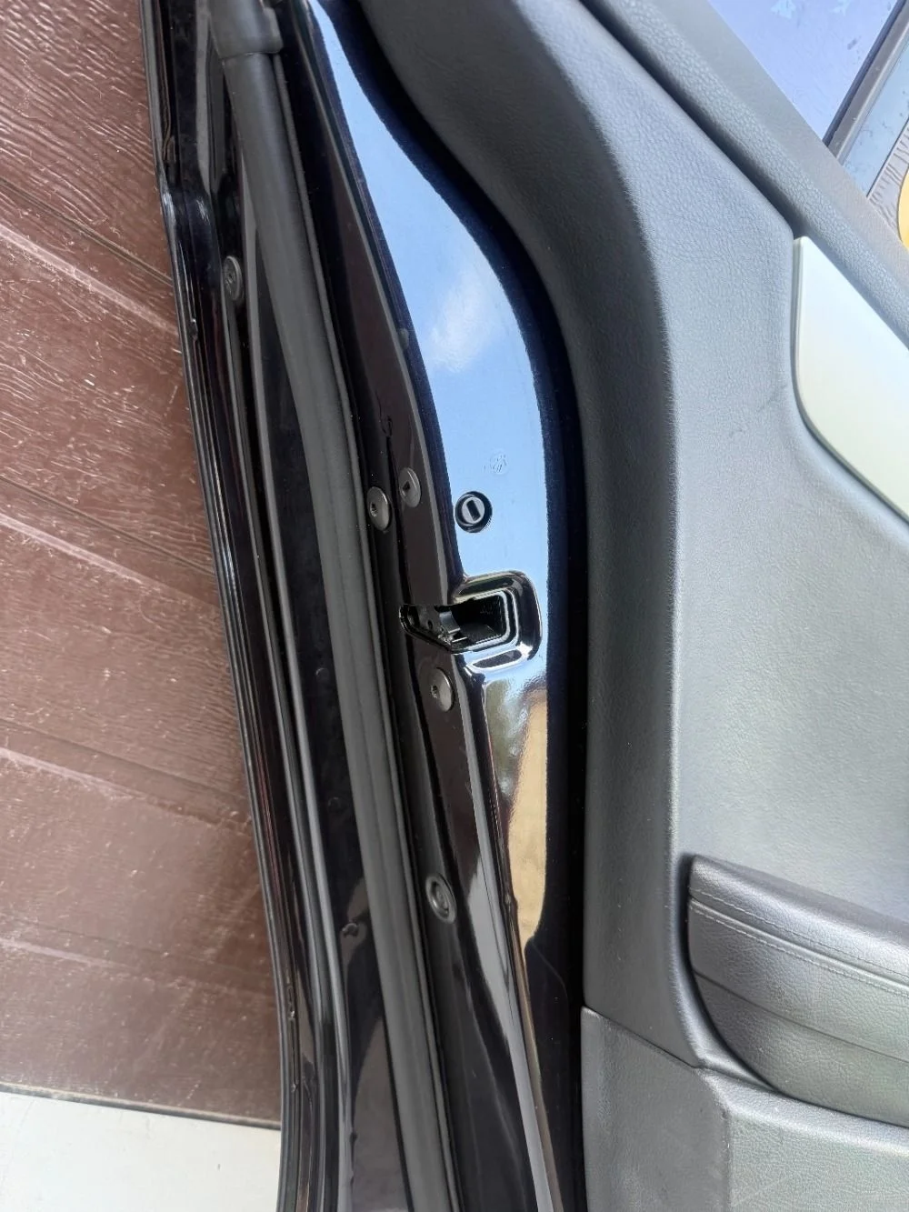 Замок двери задней левой Volkswagen Passat CC B6 (2008—2012)