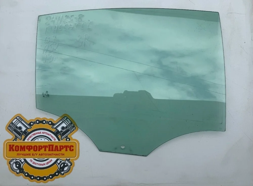 Стекло двери задней правой Volkswagen Passat B7 (2010—2015)