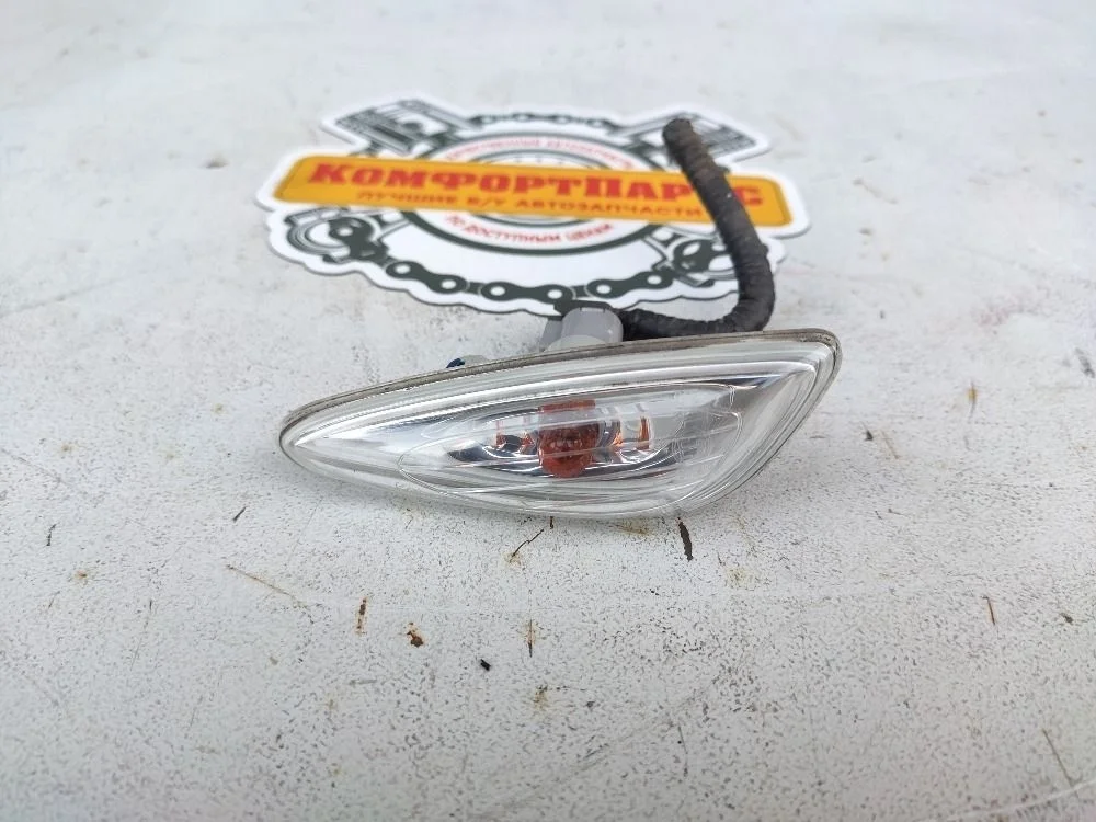 Повторитель поворота в крыло Kia Ceed JD (2012—2015)