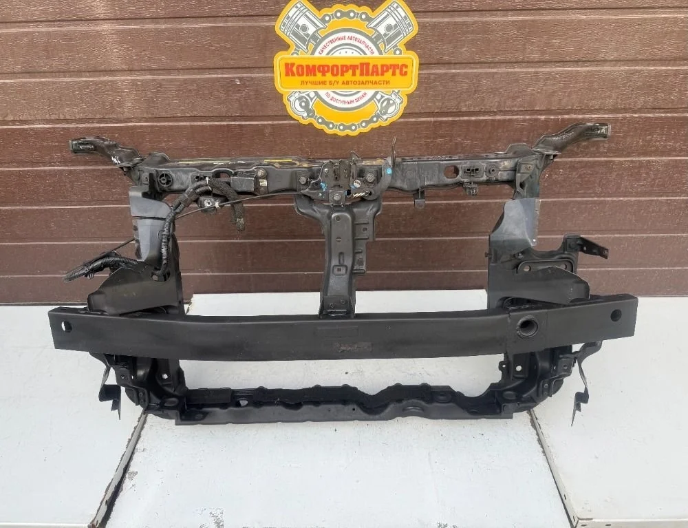 Усилитель бампера Renault Koleos I (2008—2011)