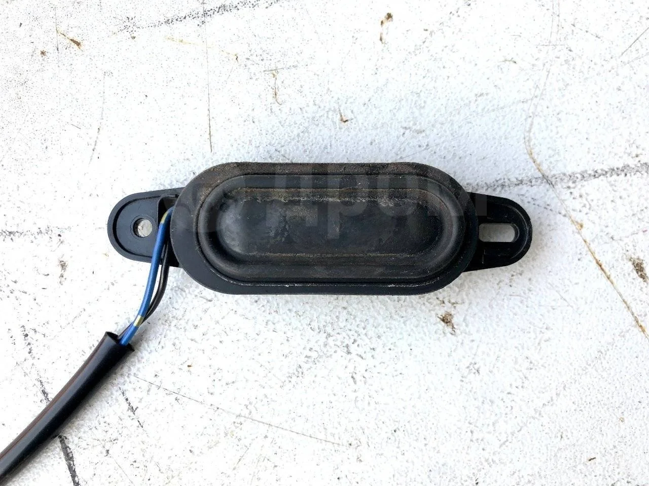 Кнопка открывания багажника Honda CR-V III рестайлинг (2009—2012)