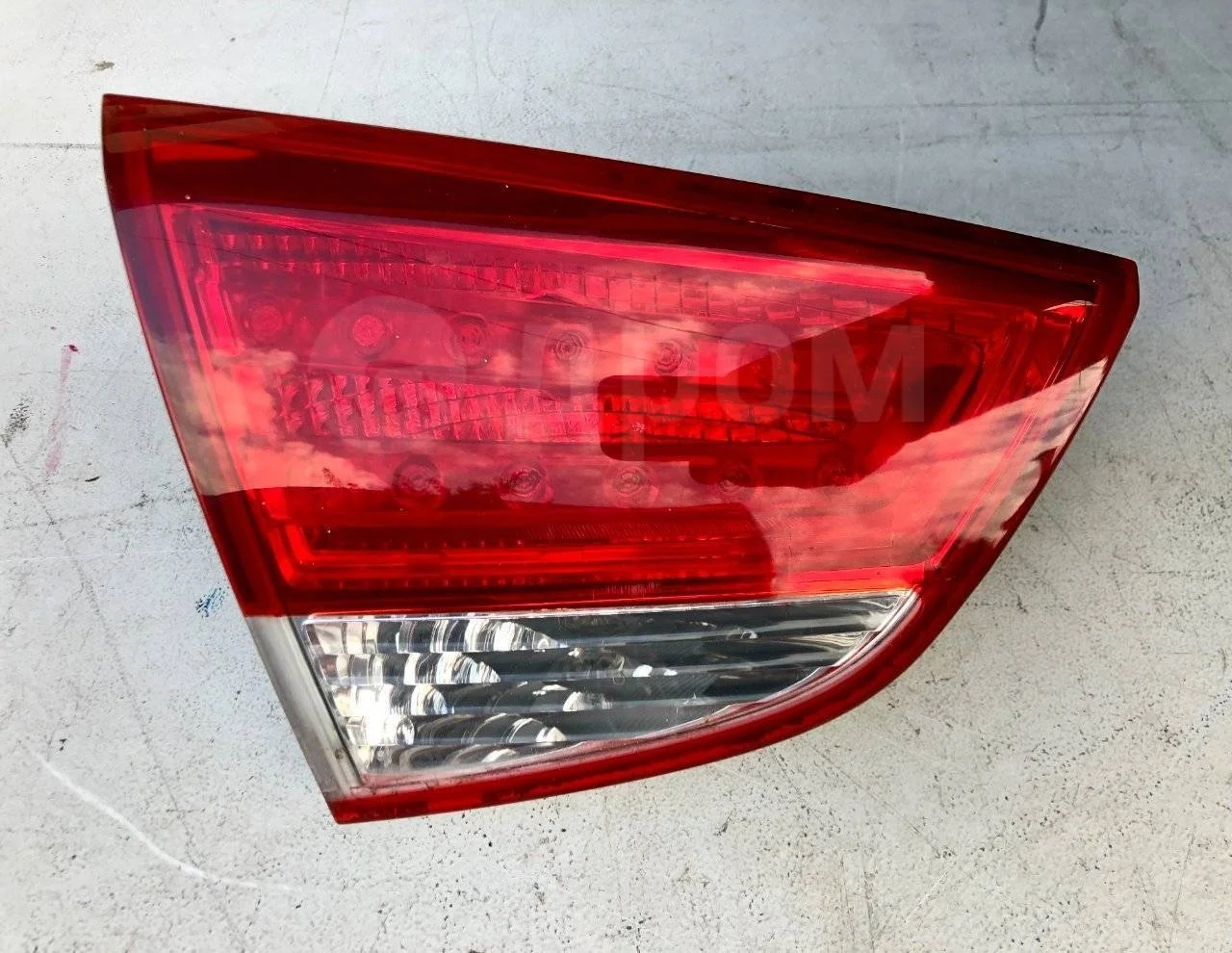 Фонарь крышки багажника внутренний Hyundai ix35 I (2009—2013)