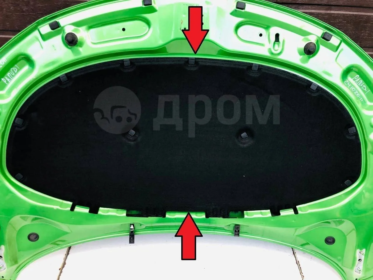 Шумоизоляция утеплитель капота Skoda Rapid I (2012—2017)