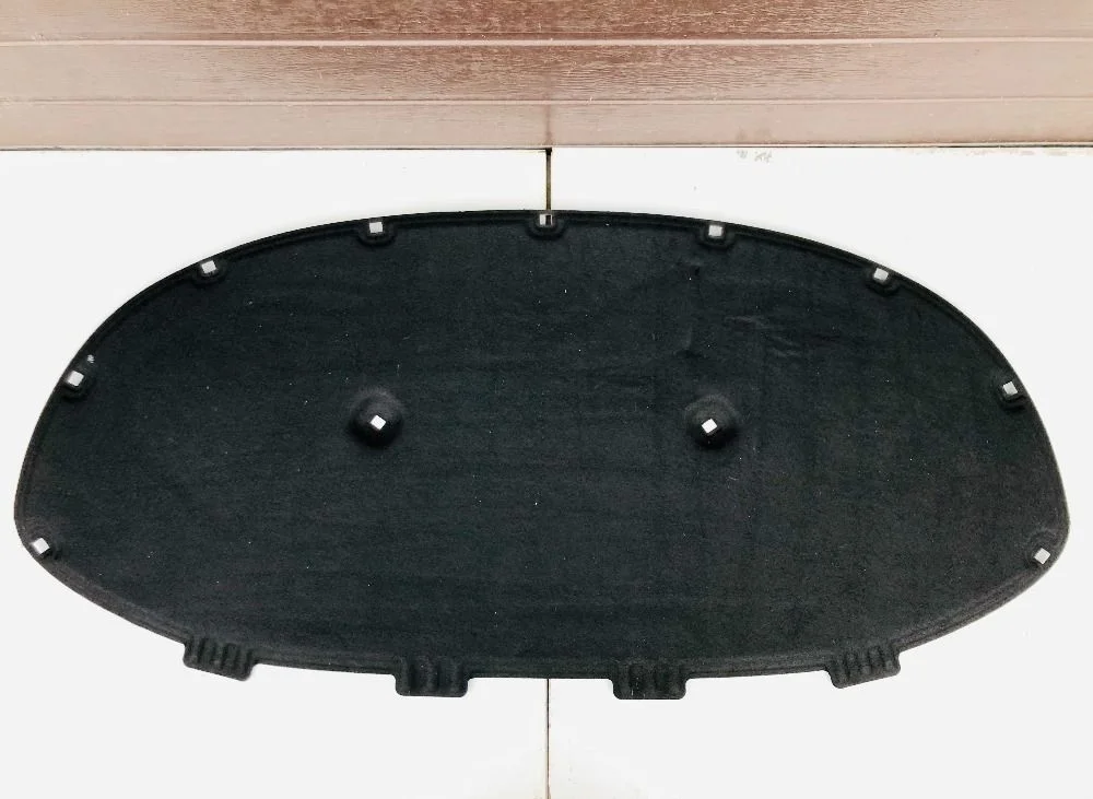 Шумоизоляция утеплитель капота Skoda Rapid I (2012—2017)