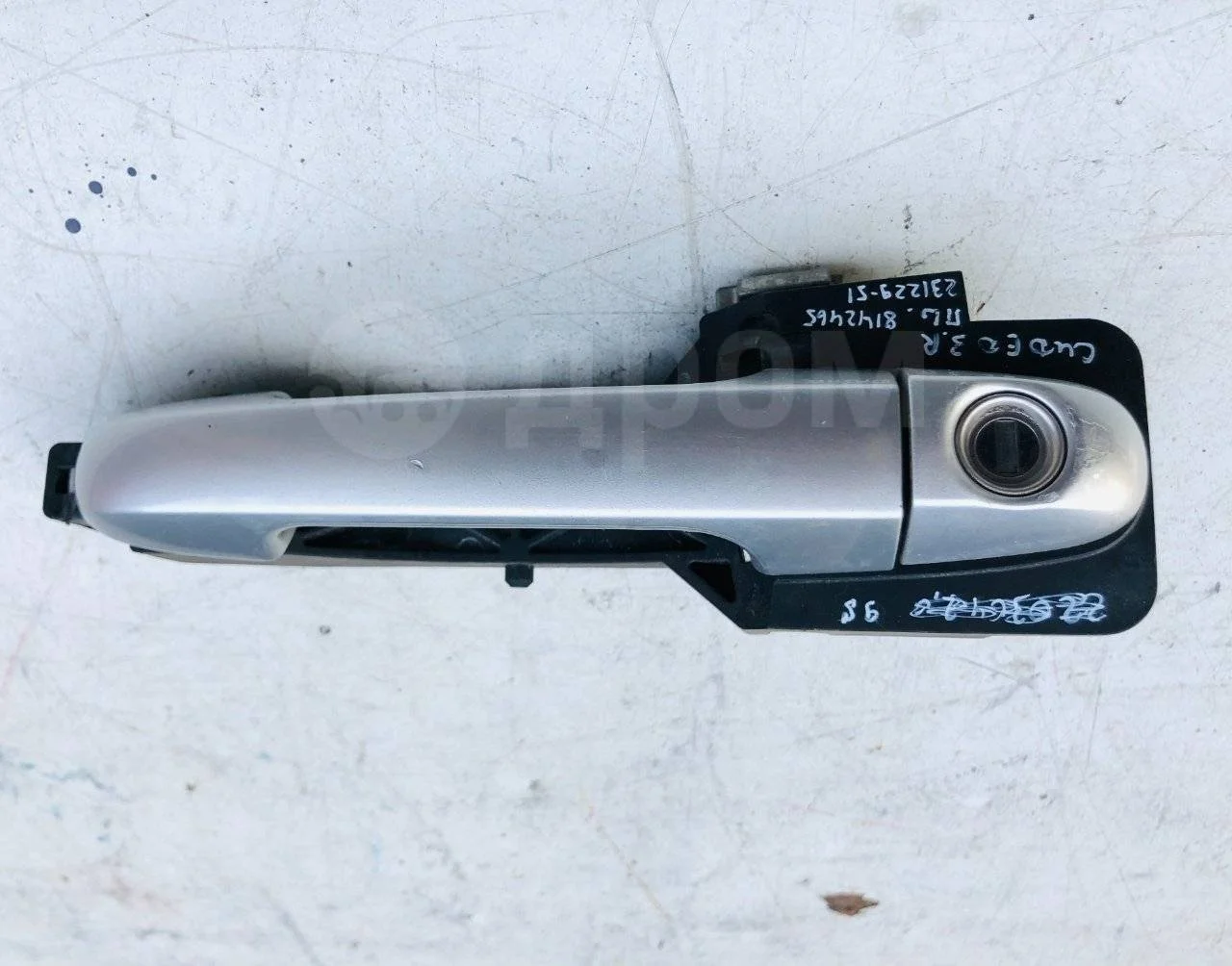 Ручка двери наружная Kia Ceed ED (2006—2010)