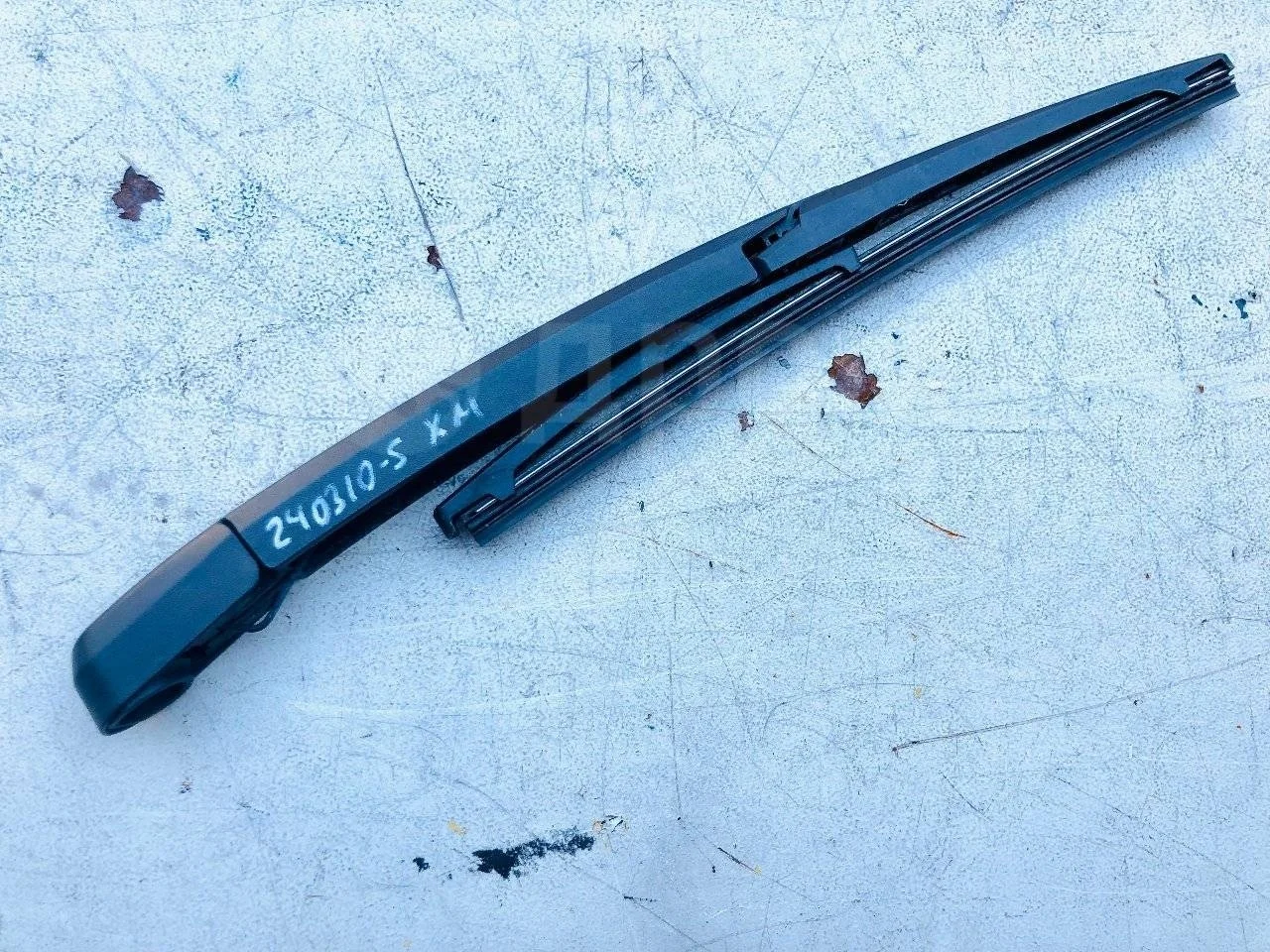 Поводок стеклоочистителя заднего Kia Sorento II (2009—2012)