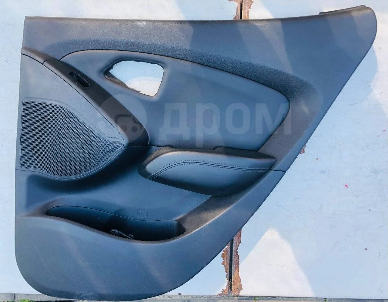 Обшивка (карта) двери задней правой Hyundai ix35 I (2009—2013)