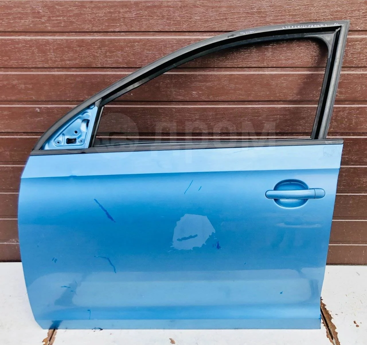 Дверь передняя левая Skoda Rapid I (2012—2017)