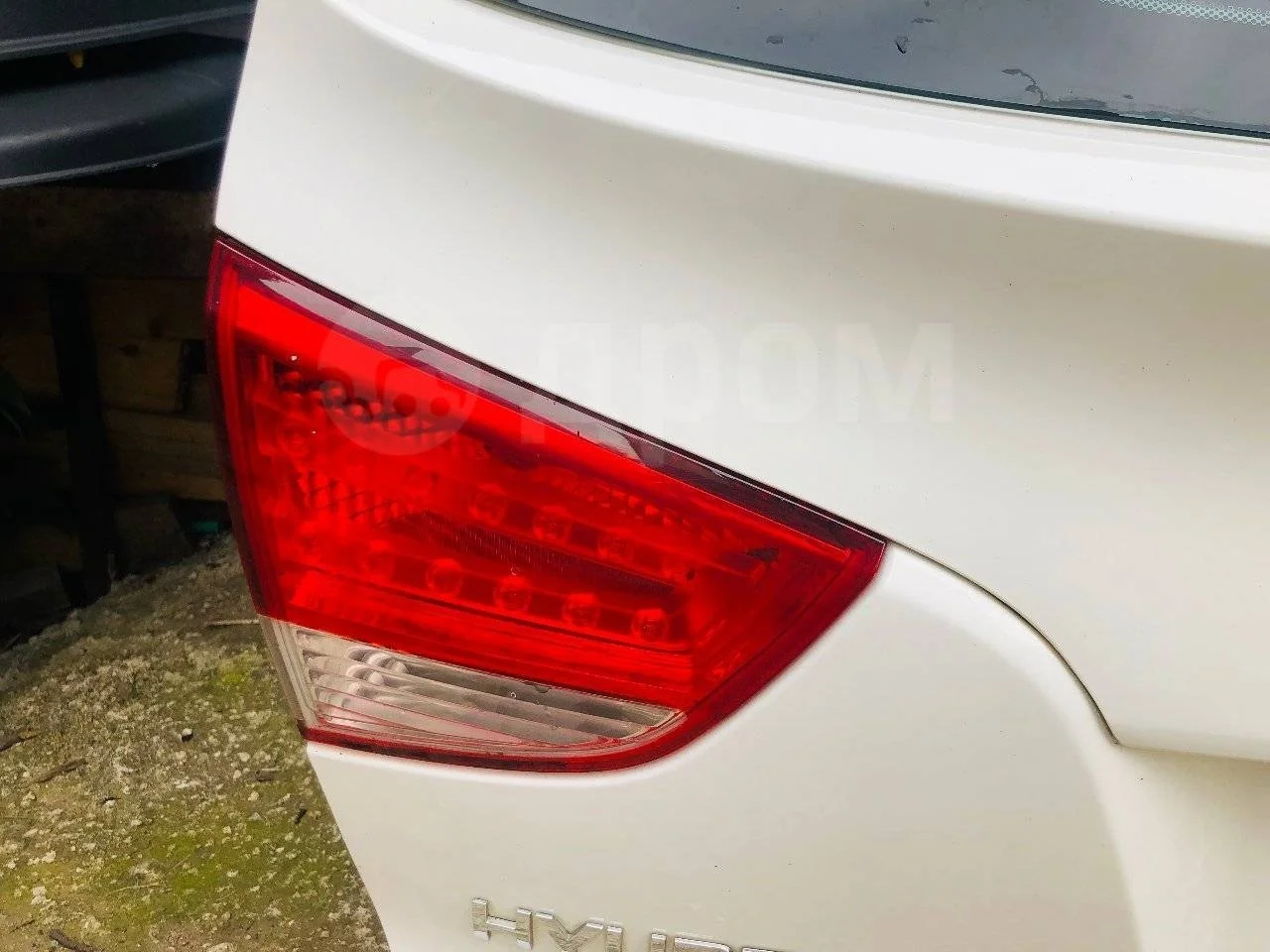 Фонарь крышки багажника внутренний Hyundai ix35 I (2009—2013)
