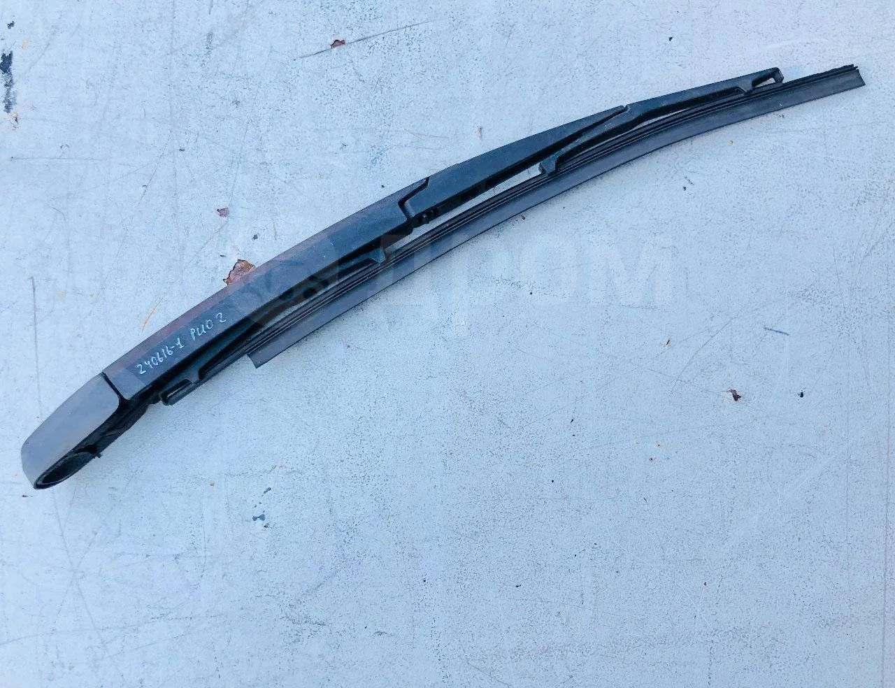 Поводок стеклоочистителя заднего Kia Rio II (2005—2009)