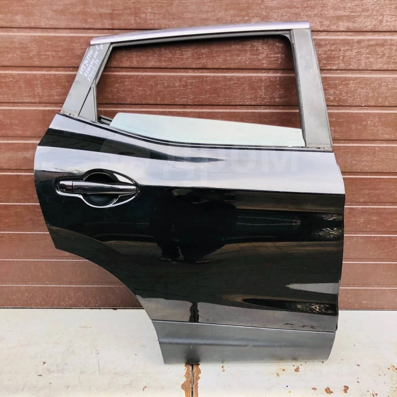 Ограничитель двери Nissan Qashqai II (2013—2019)