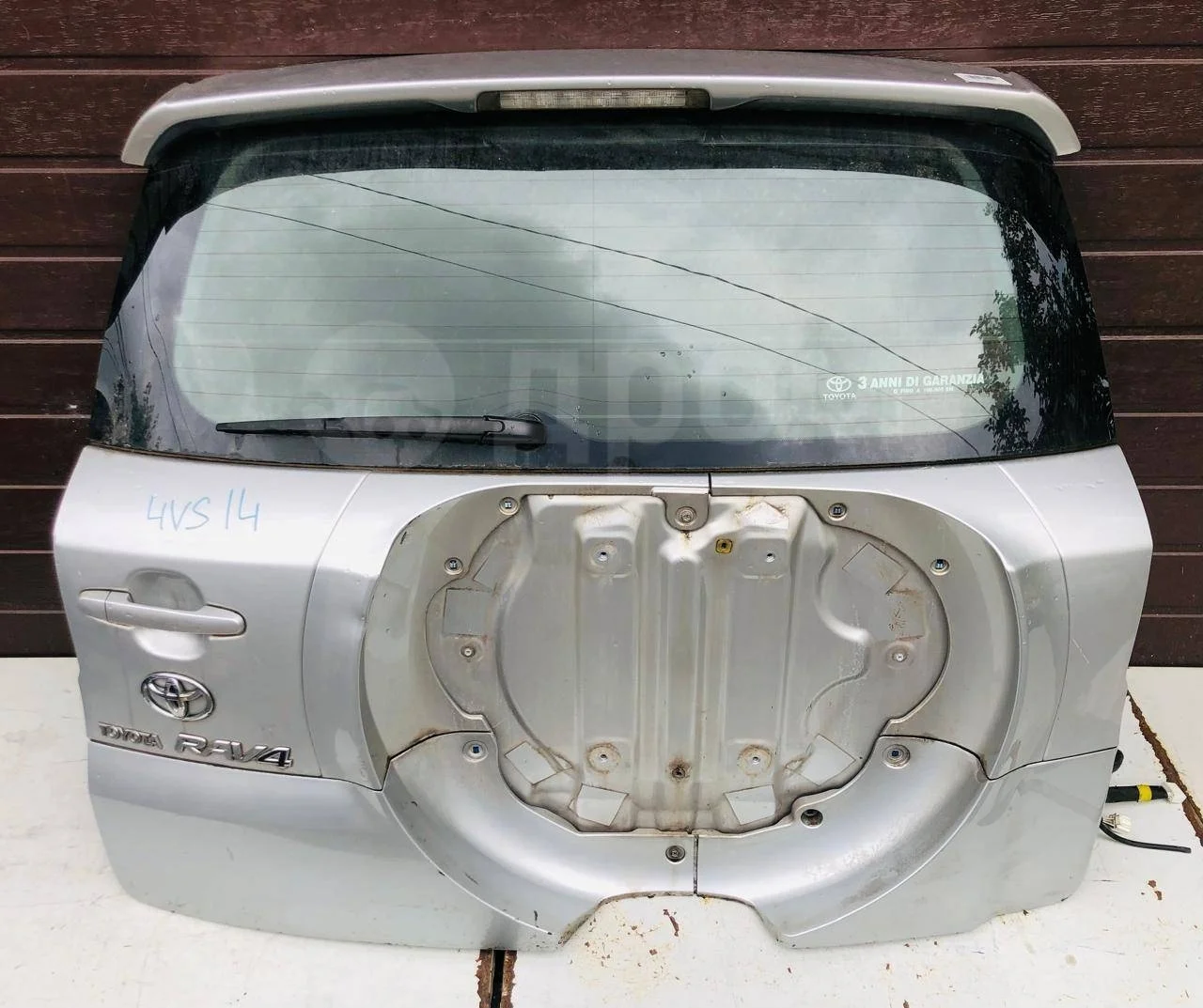 Замок крышки багажника Toyota RAV4 III (2005—2010)