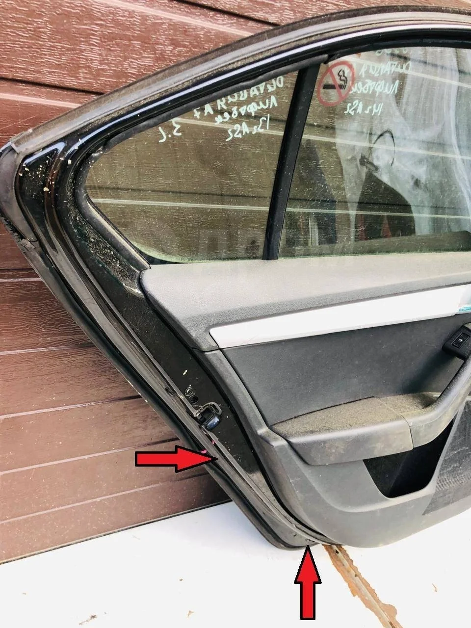 Уплотнительная резинка вокруг двери Skoda Octavia III (2013—2017)