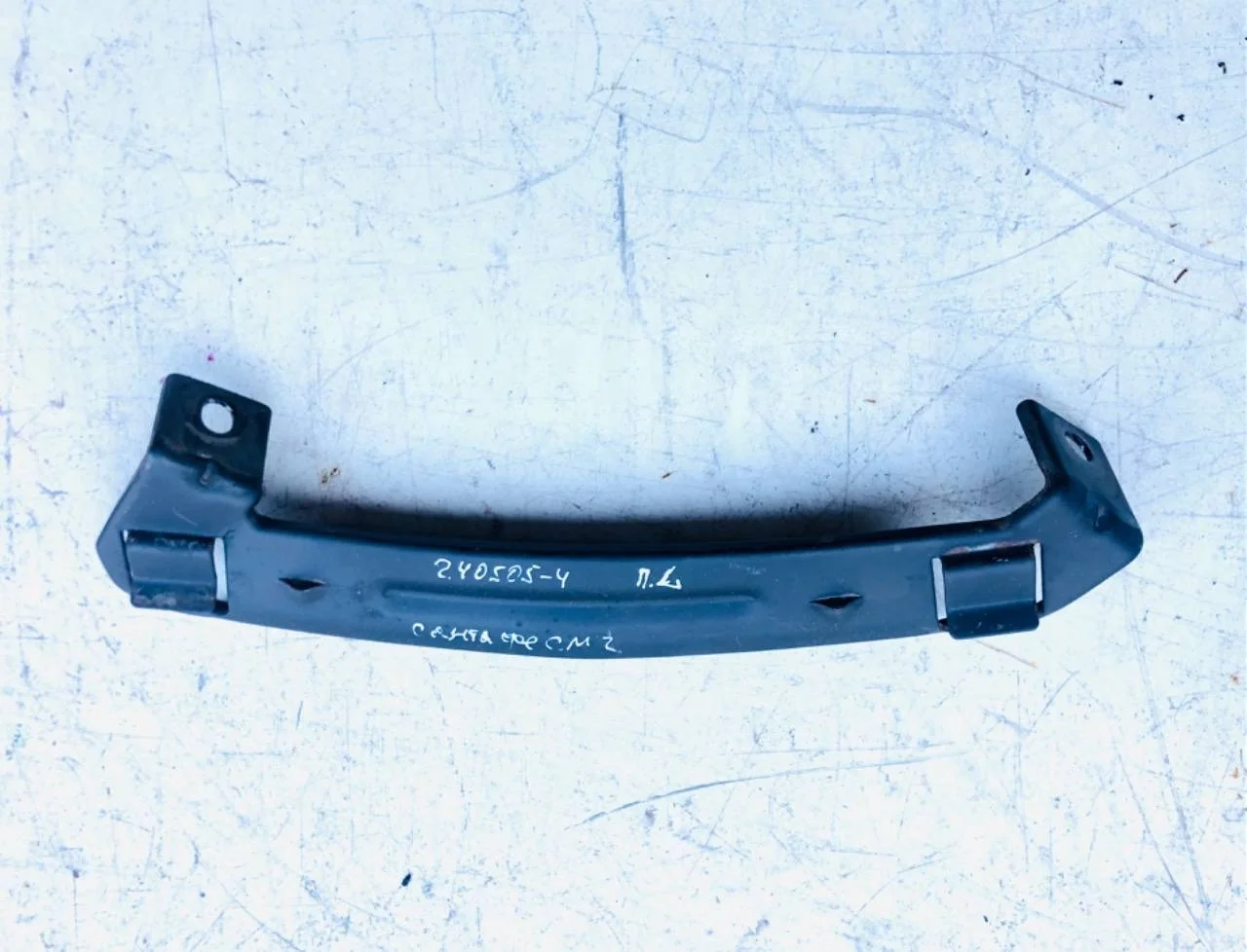 Кронштейн переднего бампера (крыла) Hyundai Santa Fe II (2005—2010)