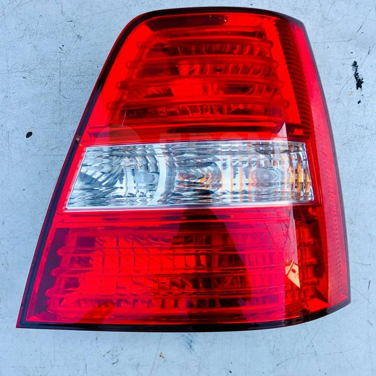 Фонарь задний правый Kia Sorento I рестайлинг (2006—2011)