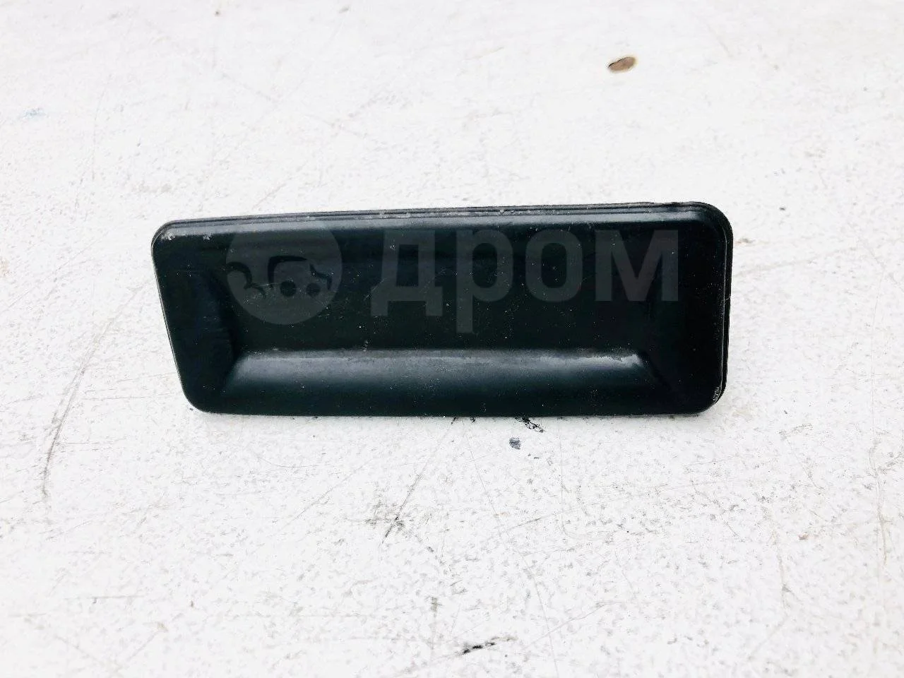 Кнопка открывания багажника Skoda Octavia II (2004—2009)