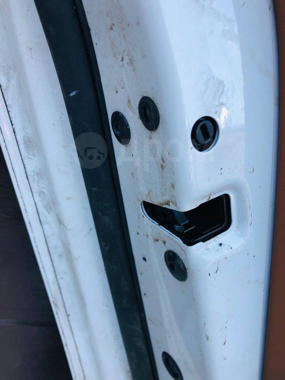 Замок двери задней левой Volkswagen Passat CC B6 (2008—2012)