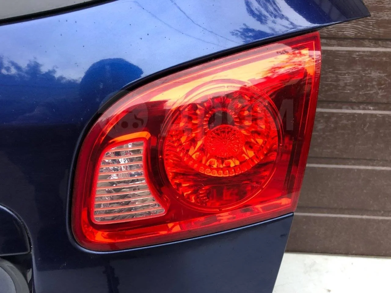 Фонарь крышки багажника внутренний Hyundai Santa Fe II (2005—2010)