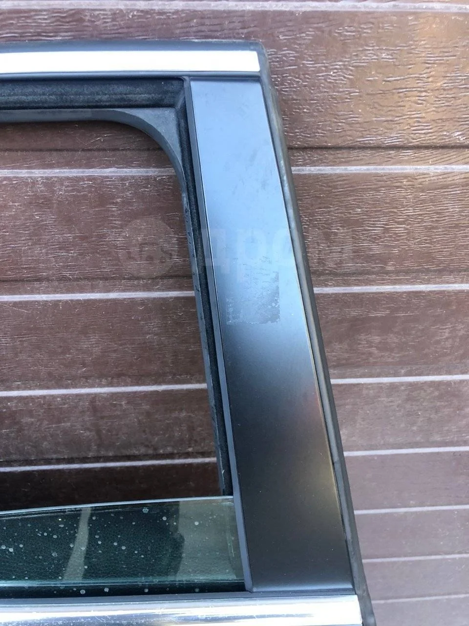 Накладка (молдинг) двери вертикальная наружная Volkswagen Passat B6 (2005—2010)