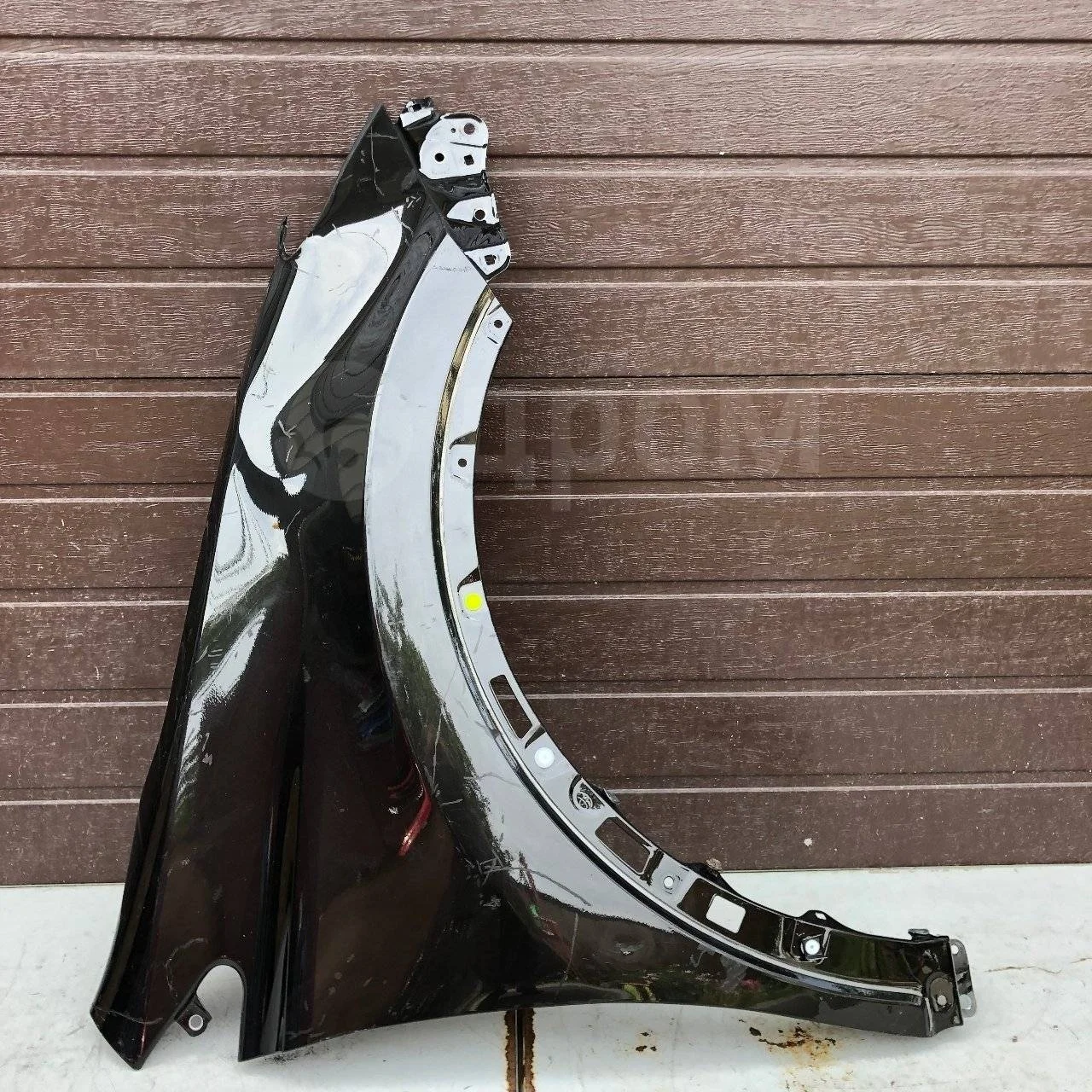 Крыло переднее правое Toyota RAV4 IV (2012—2015)