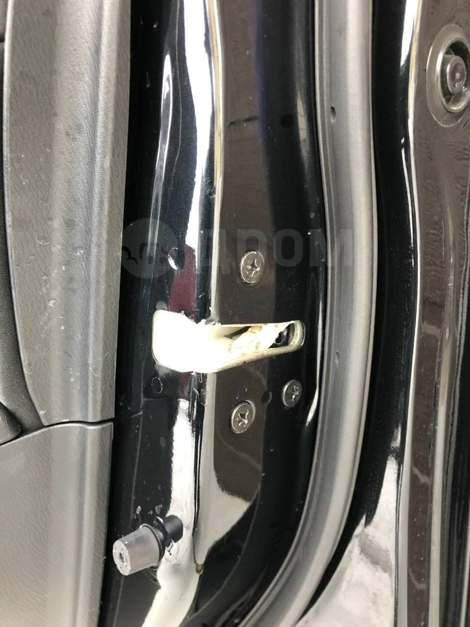 Замок двери передней правой Mazda 6 GJ (2012—2015)