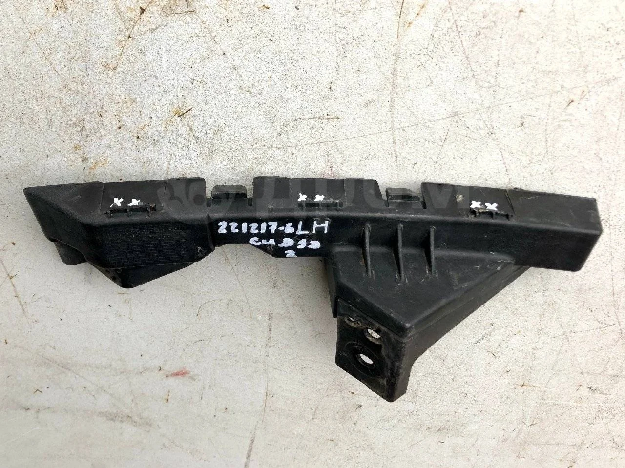 Кронштейн под фару Kia Ceed JD (2012—2015)