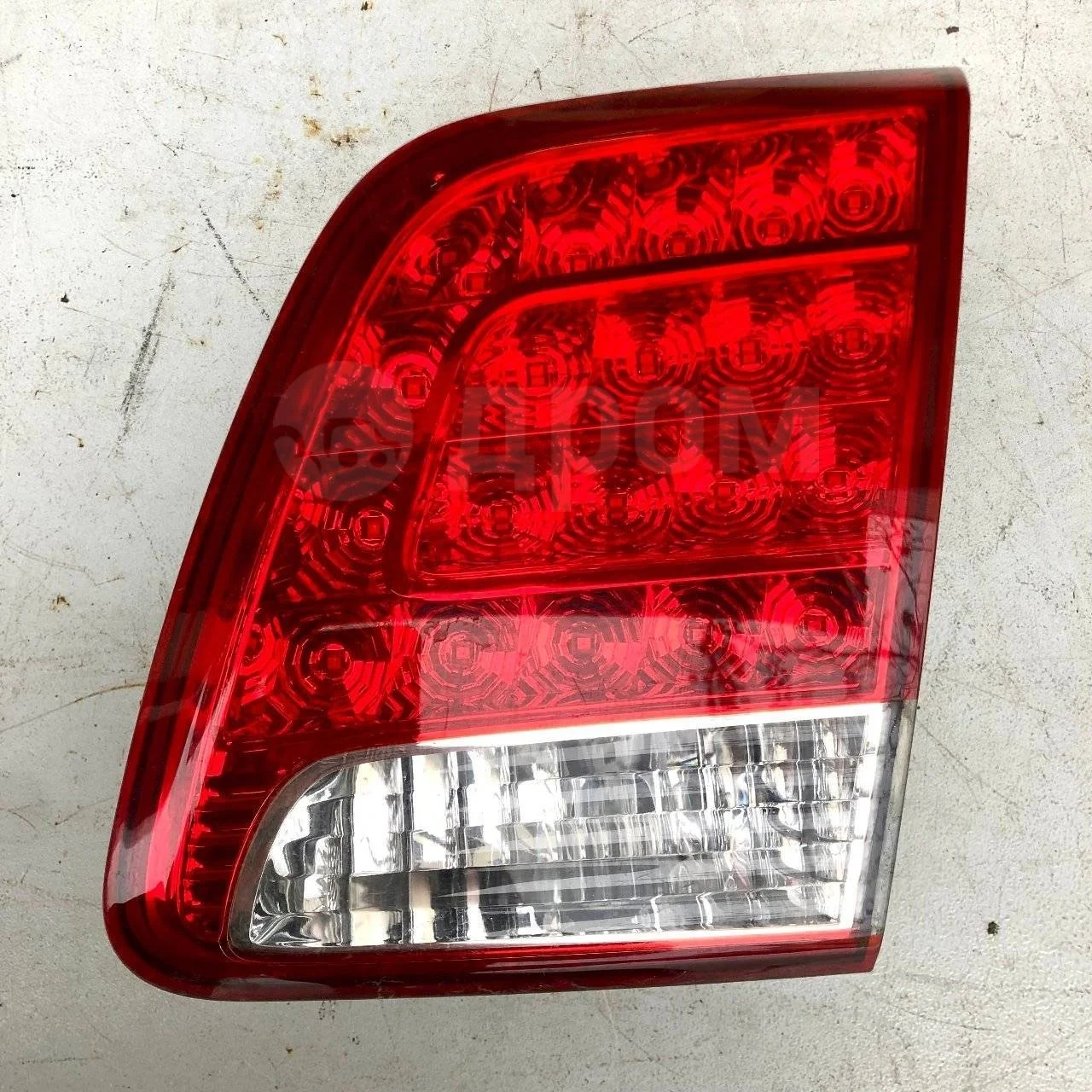 Фонарь крышки багажника внутренний Kia Sorento II (2009—2012)