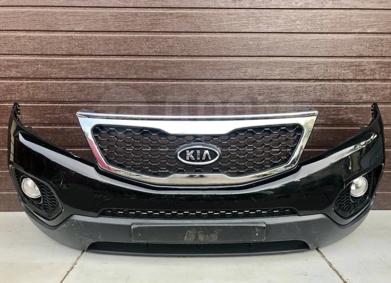 Бампер передний Kia Sorento II (2009—2012)