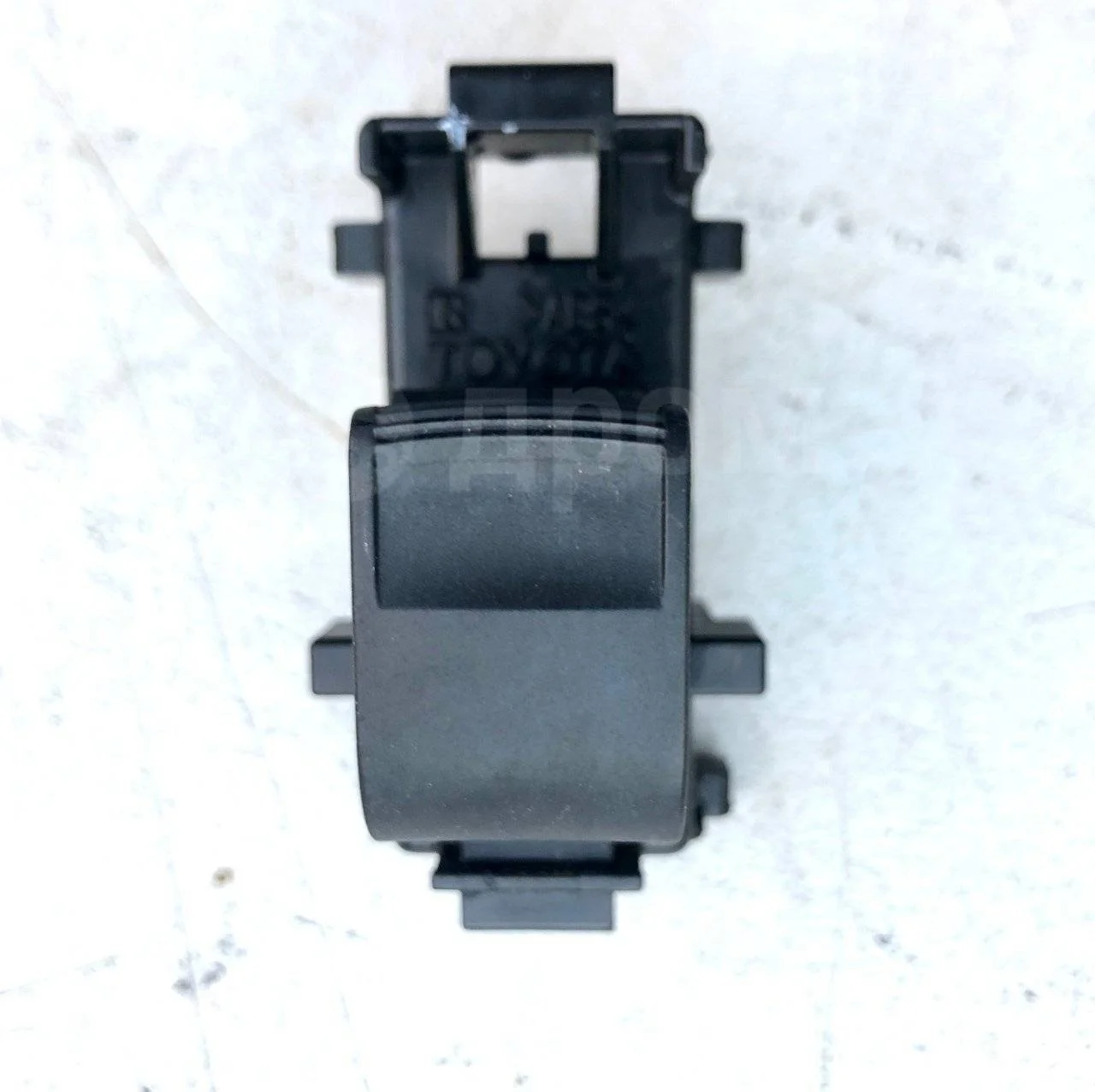 Кнопка стеклоподъемника Toyota RAV4 III (2005—2010)