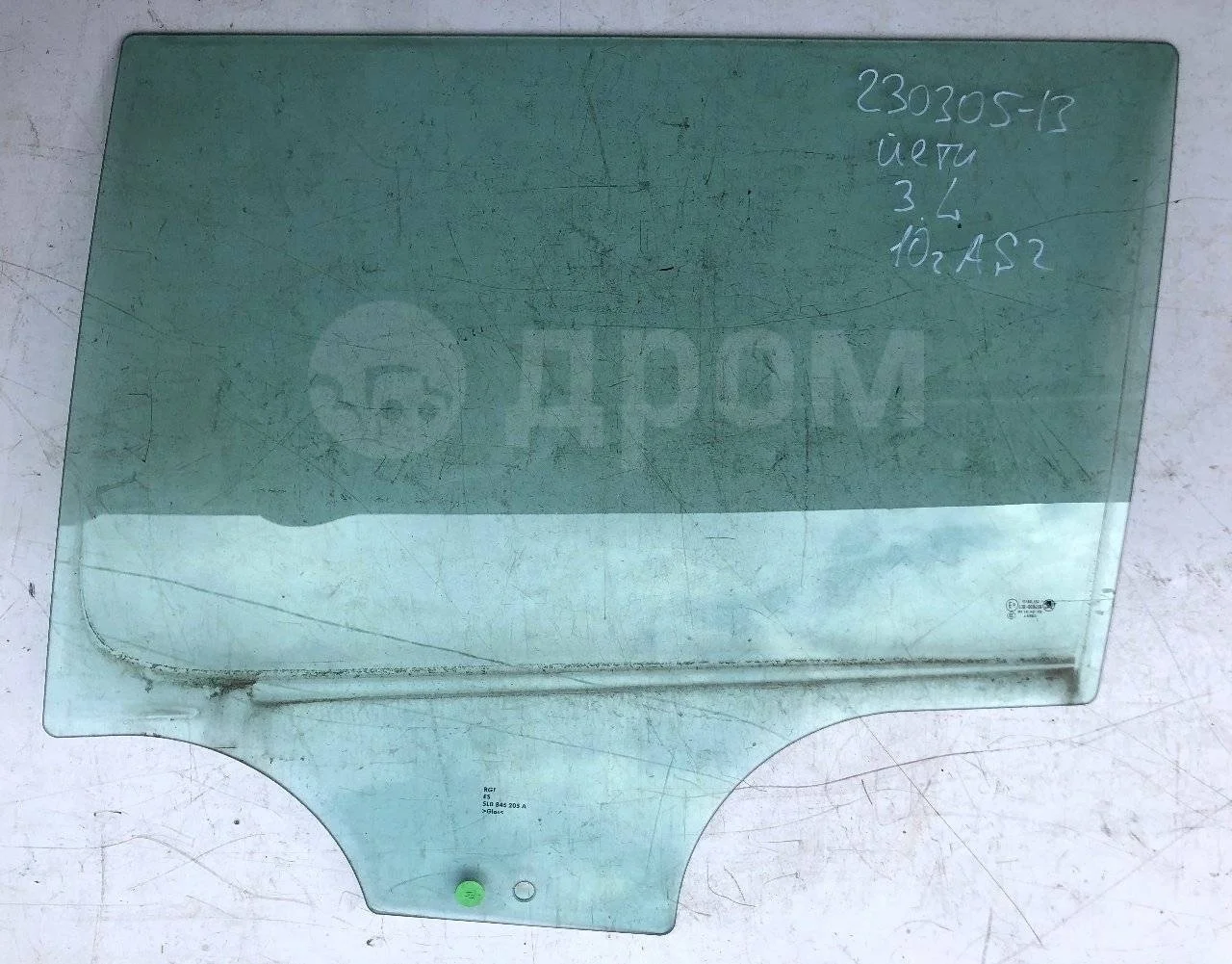 Стекло двери задней левой Skoda Yeti I рестайлинг (2013—2018)