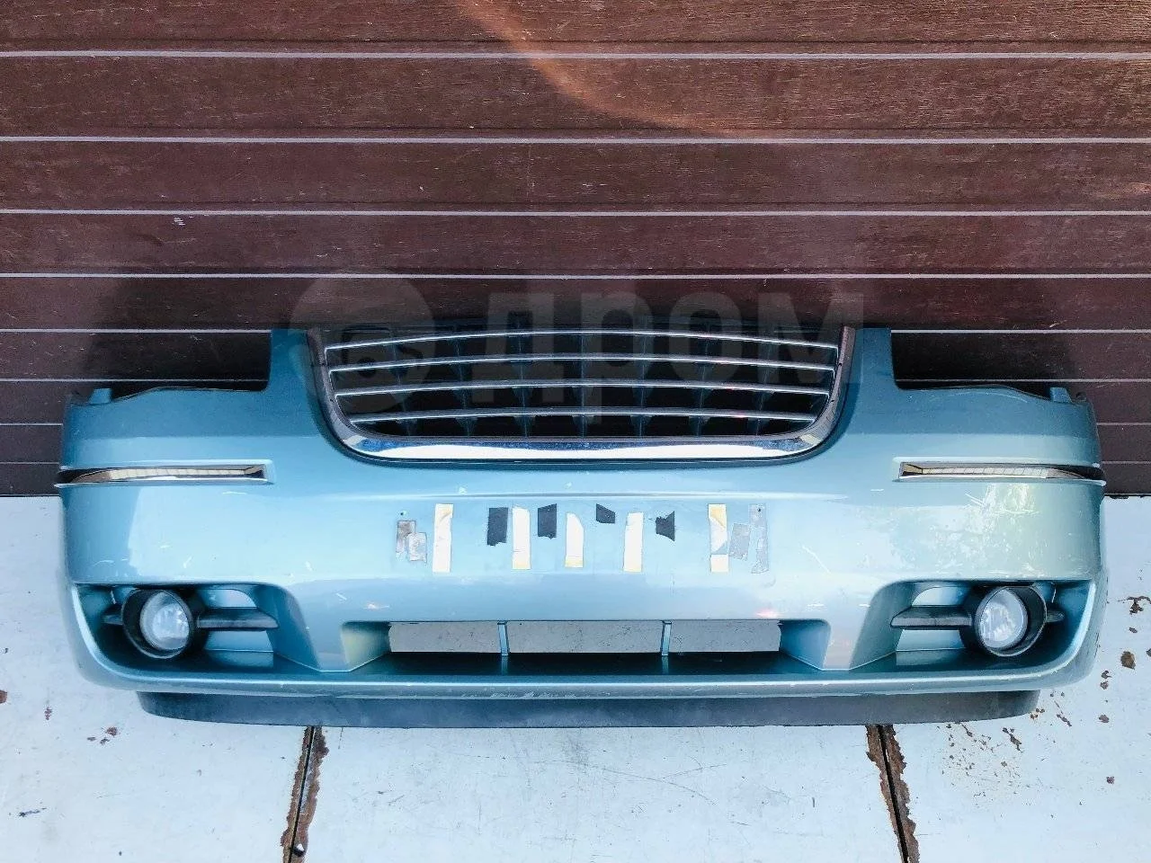 Бампер передний Chrysler Grand Voyager V (2007—2010)