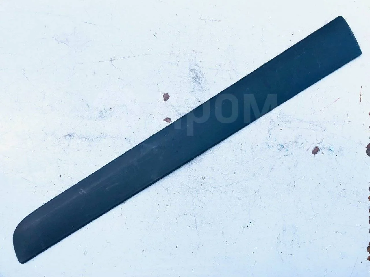 Молдинг двери средний Suzuki SX4 I (2006—2009)