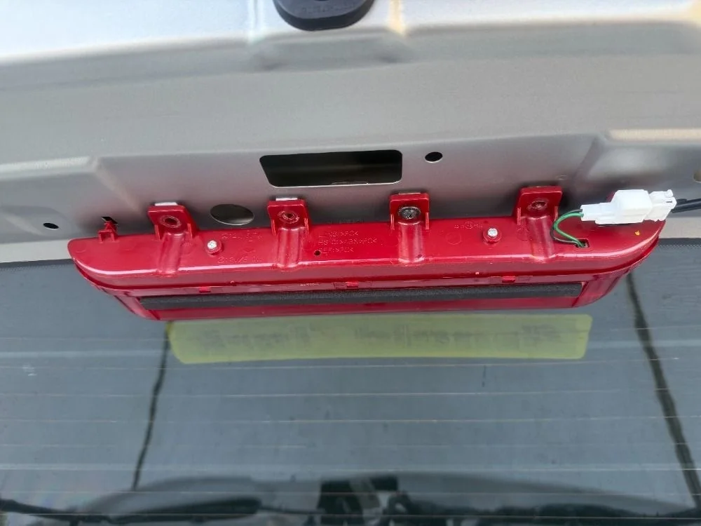 Фонарь дополнительный стоп-сигнал Kia Sportage III (2010—2014)