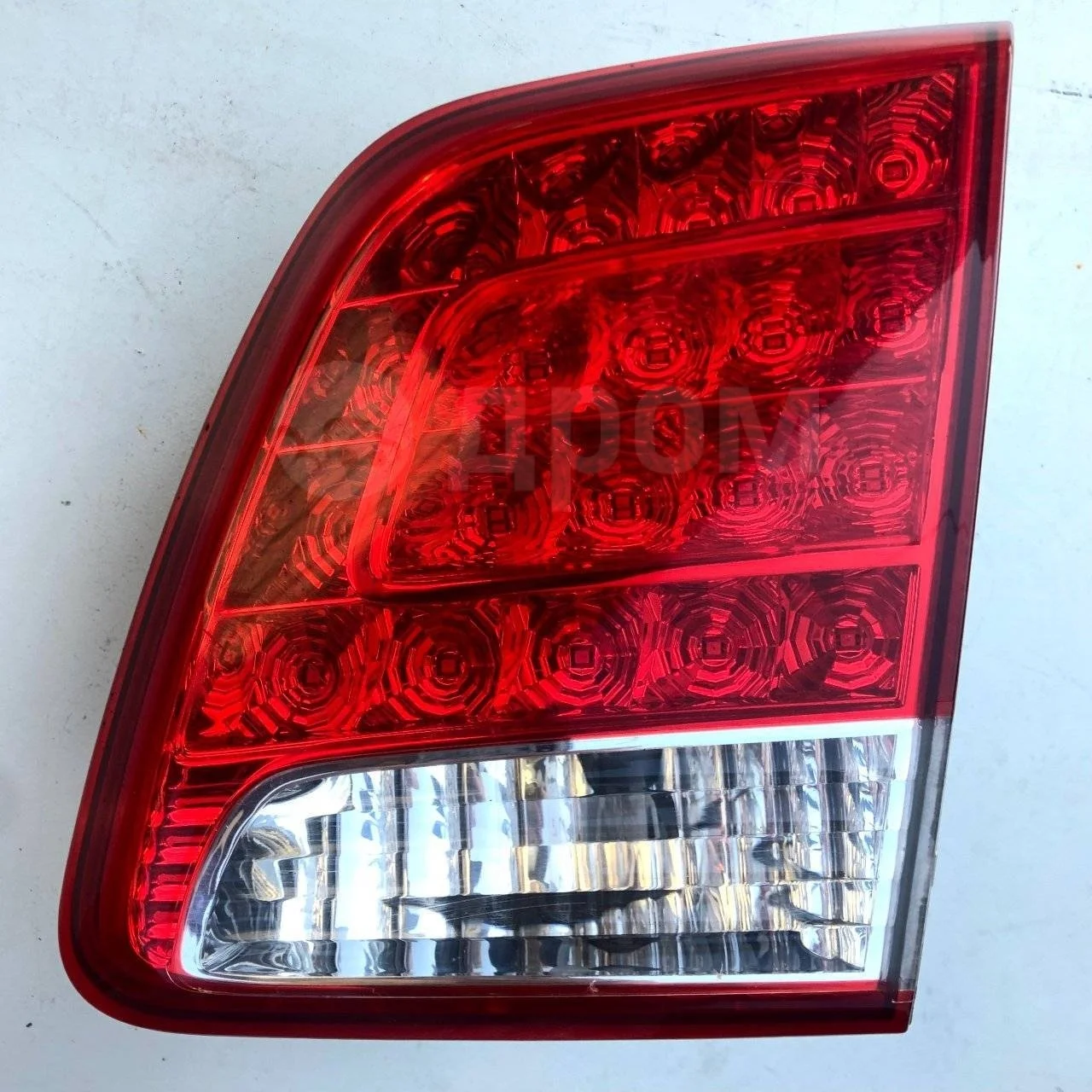 Фонарь крышки багажника внутренний Kia Sorento II (2009—2012)