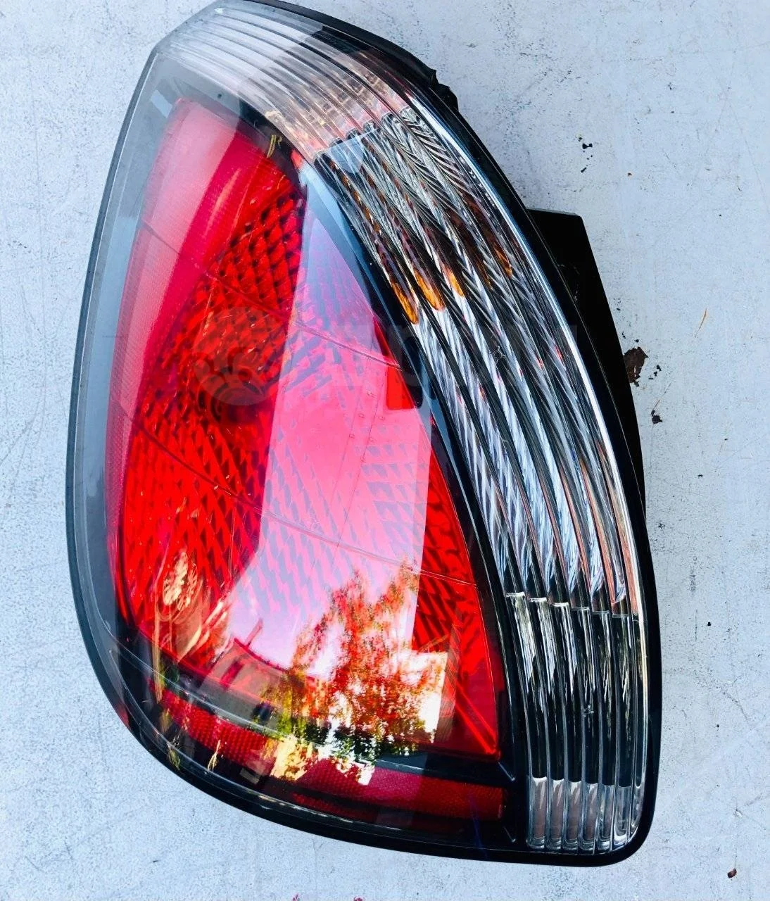 Фонарь задний левый Kia Rio II (2005—2009)